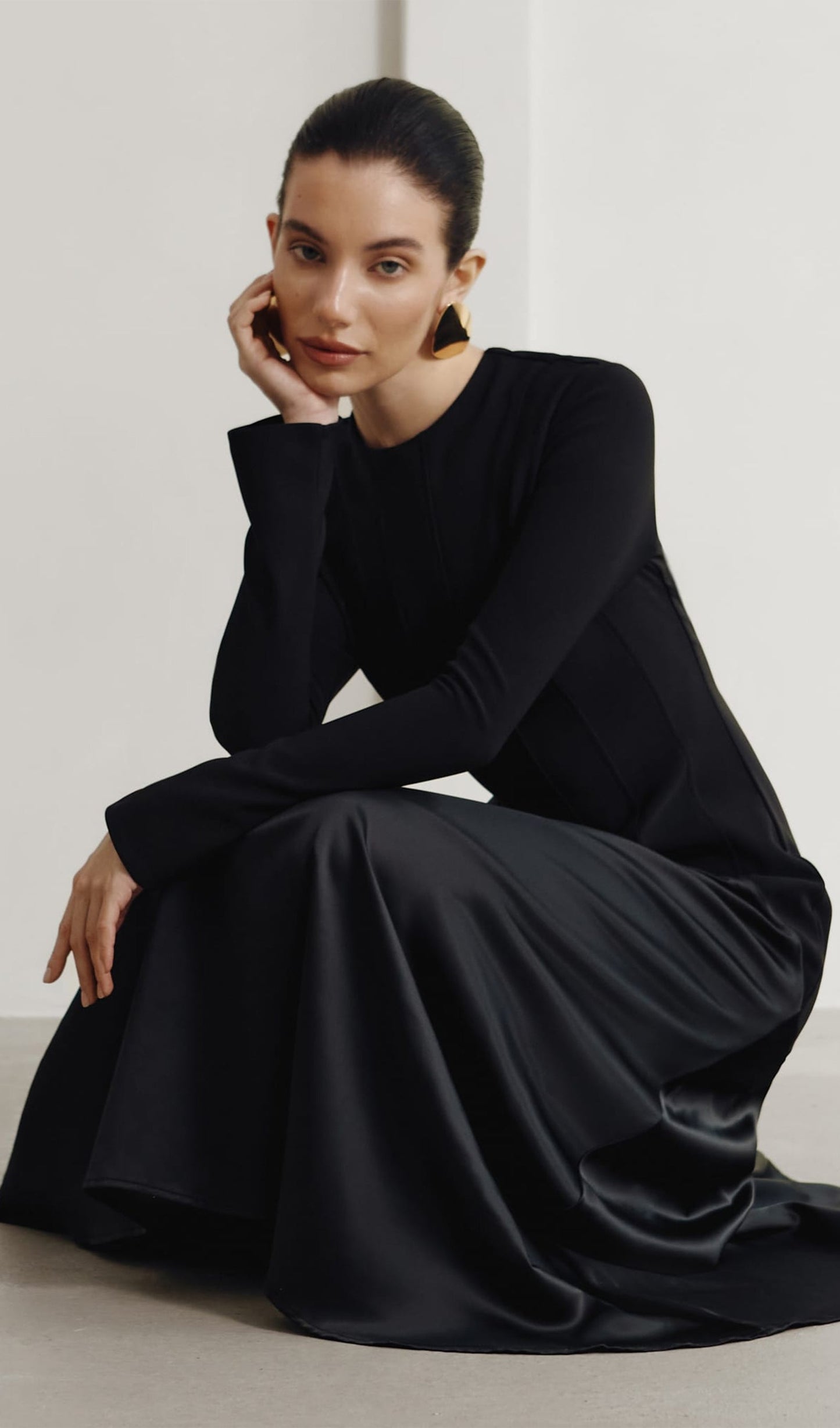 Lioren | Knitted Satin Maxi Dress