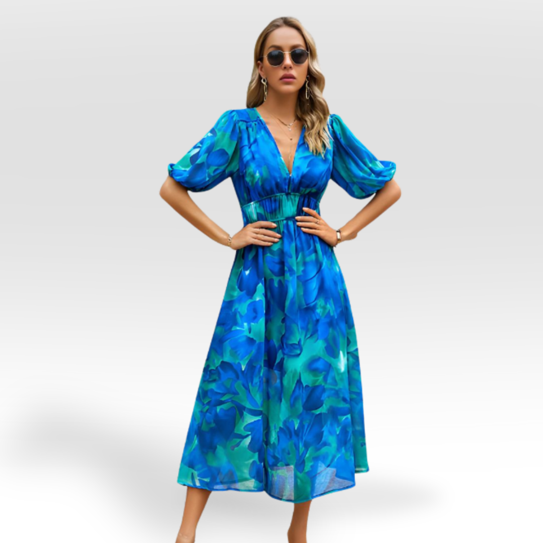 Chantal | Charming V-Neck Dress
