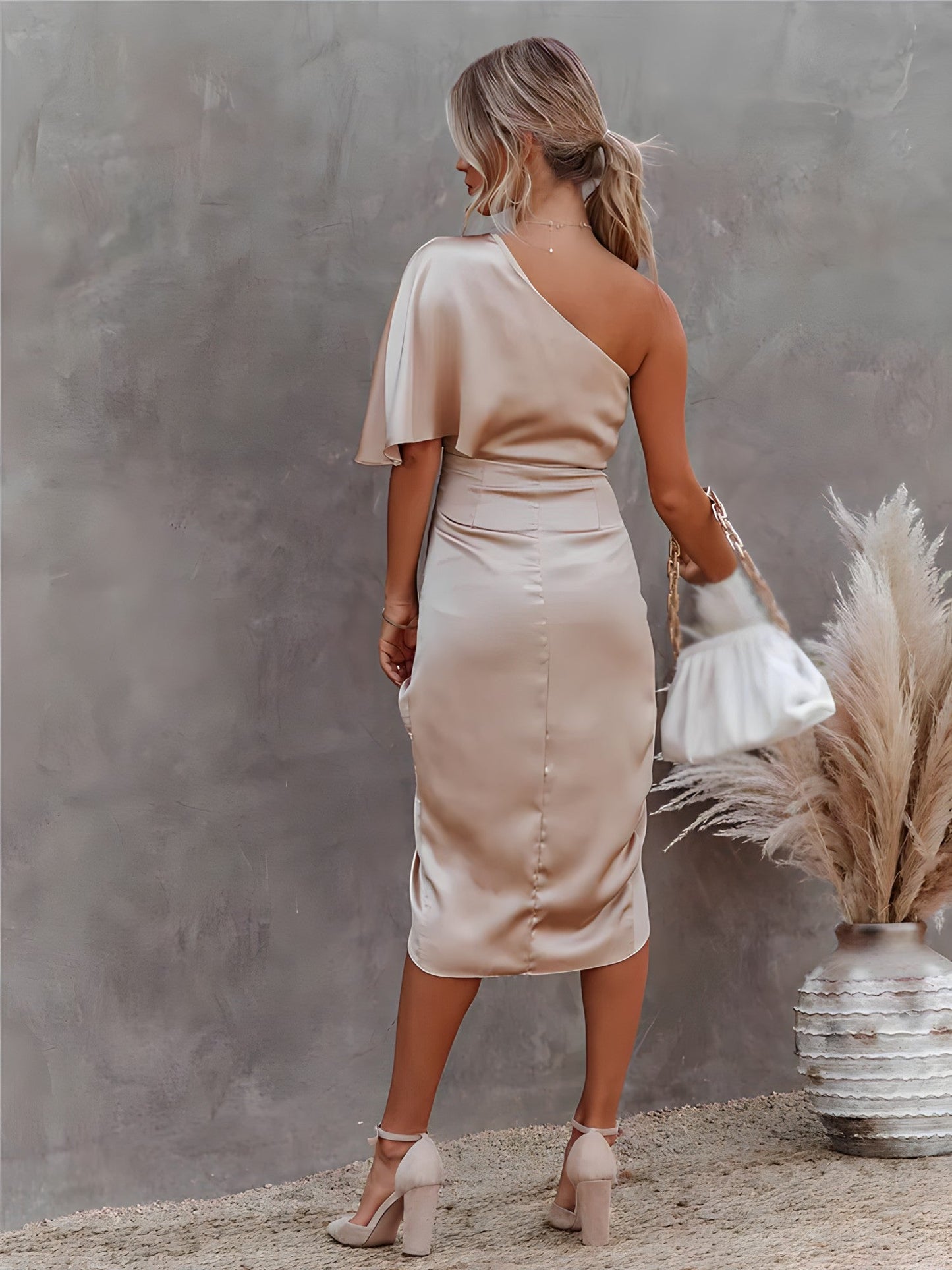 Lana | Luxurious Silk Dress – Timeless Elegance
